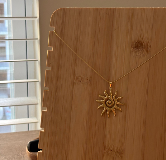 Sunburst Necklace | 18k Gold Plated