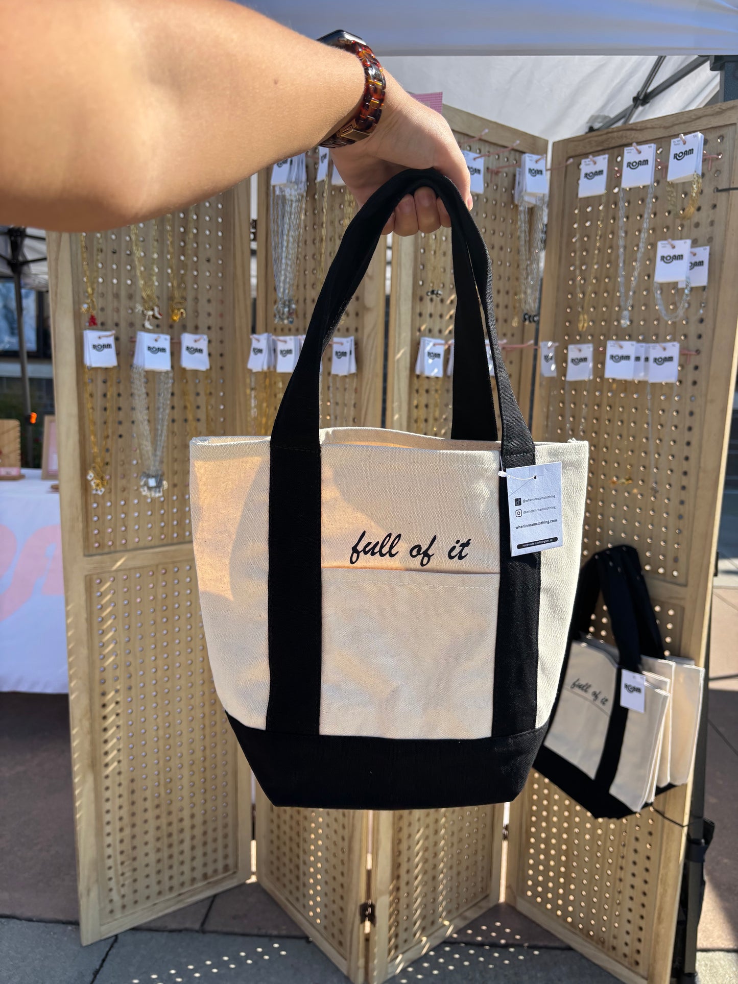 ‘full of it’ Tote Bag