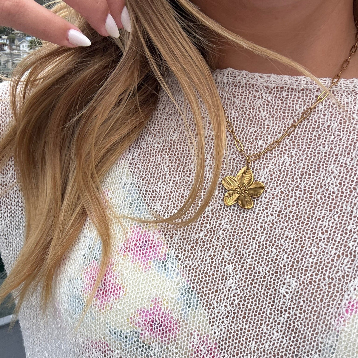 Hibiscus Necklace