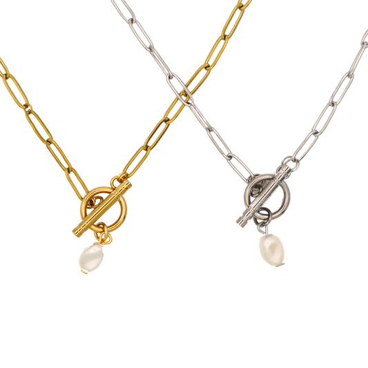 Circle Bar Clasp Necklace
